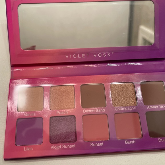 Eyeshadow palette - Picture 2 of 6